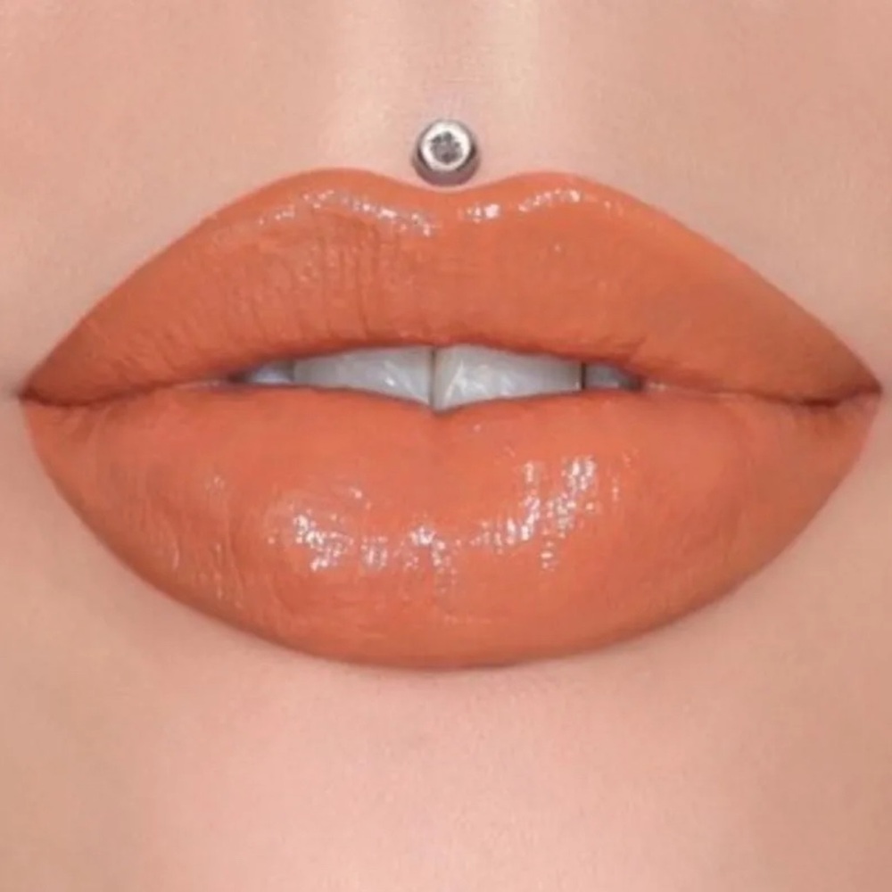 Nude Garden Jeffree Star Supreme Gloss